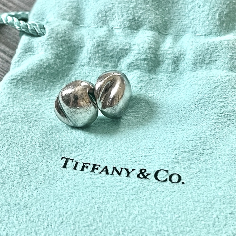 🤍Tiffany & Co. Silver Nugget Bean Stud Earrings